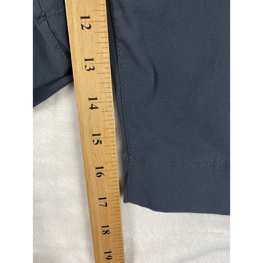 Columbia Hiking Bermuda Shorts Pants Women Sz 8 Gray Lightweight Nylon - Picture 7 of 15